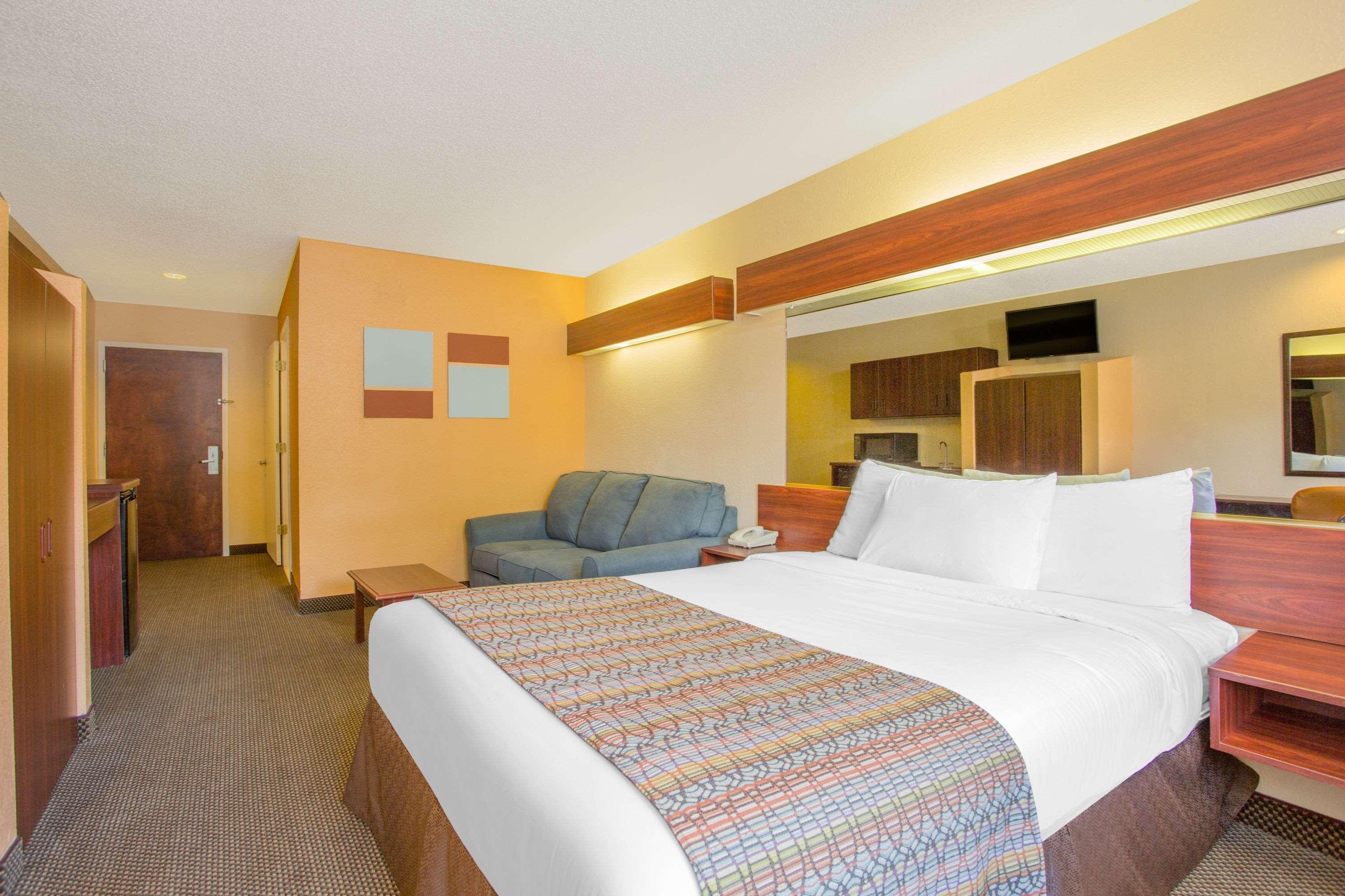 Microtel Inn & Suites By Wyndham Kannapolis/Concord Exteriör bild
